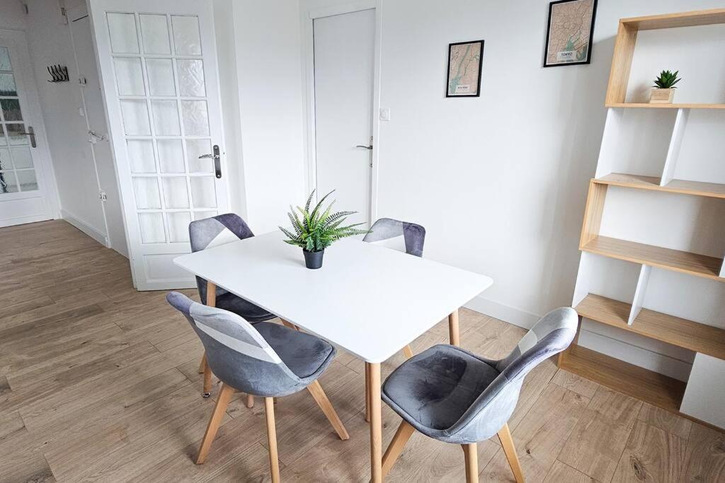 C'Est Chez Maurice! 4 Ch Wifi Balcon Parking Free Apartment Saint-Etienne  Exterior photo
